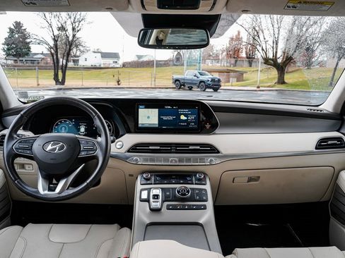 Used 2020 Hyundai Palisade Limited image 12