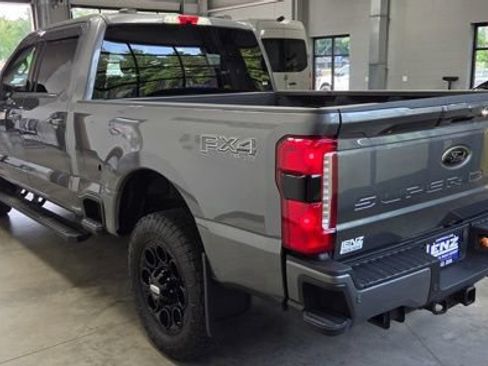 Used 2025 Ford F250 Lariat w/ Black Appearance Package AWD/4WD image 5