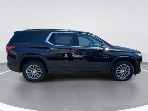 Used 2023 Chevrolet Traverse LT AWD/4WD image 4