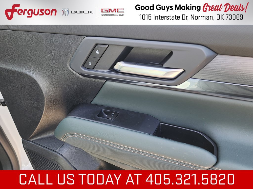 New 2026 GMC Terrain AT4 w/ Convenience Package III AWD/4WD image 39
