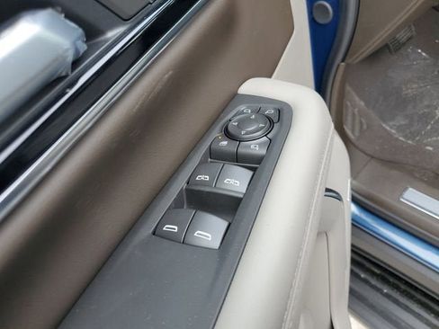 New 2026 GMC Yukon Elevation w/ Elevation Premium Package image 18