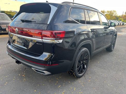 New 2026 Volkswagen Atlas SE image 6