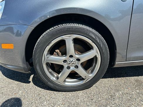 Used 2009 Volkswagen Jetta S image 27