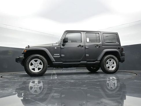 Used 2017 Jeep Wrangler Unlimited Sport w/ Quick Order Package 24S AWD/4WD image 49