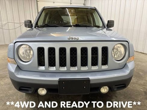 Used 2014 Jeep Patriot Sport w/ Power Value Group AWD/4WD image 2