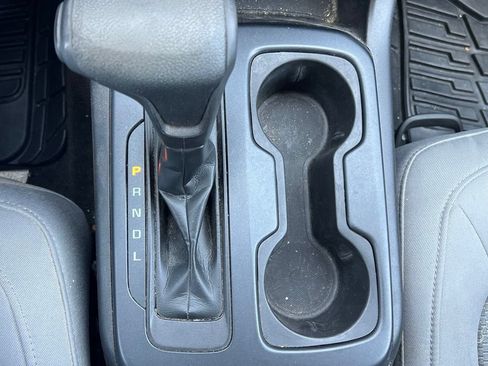 Used 2017 Chevrolet Colorado W/T w/ WT Convenience Package RWD image 15