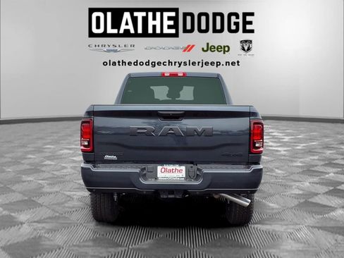 New 2026 RAM 2500 Big Horn AWD/4WD image 25