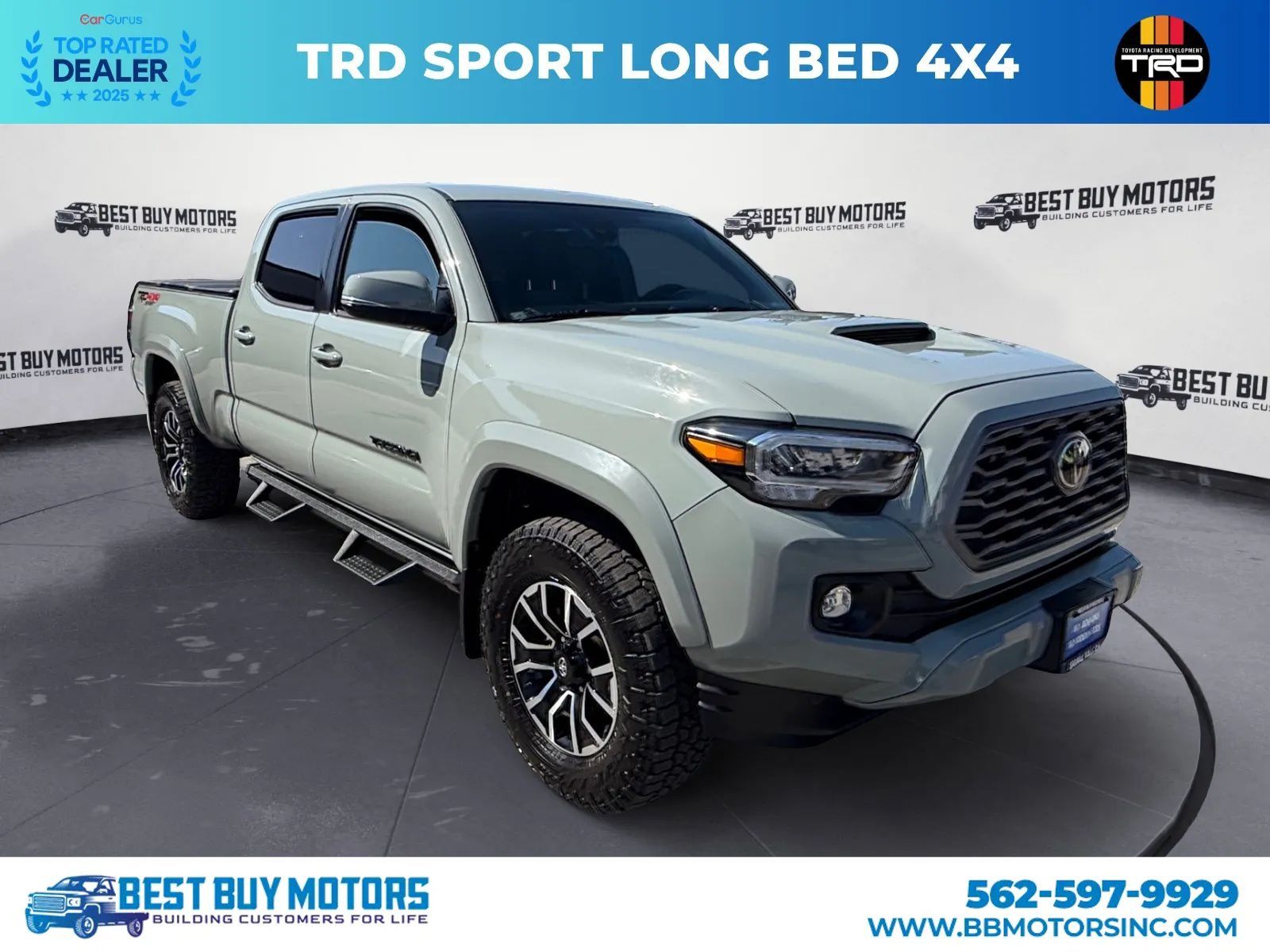 Used 2023 Toyota Tacoma TRD Sport w/ Black Out Package (TMS) AWD/4WD image 1