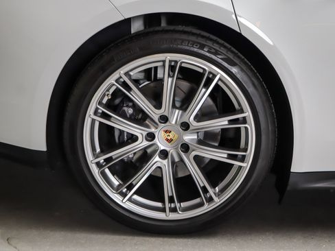 Certified 2019 Porsche Panamera 4 AWD/4WD image 12