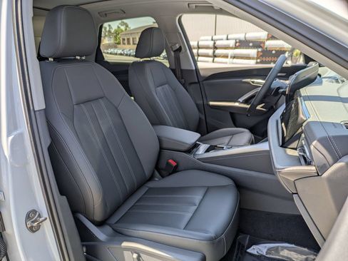 New 2026 Audi Q5 Premium Plus AWD/4WD image 10