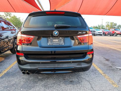 Used 2017 BMW X3 sDrive28i RWD image 9