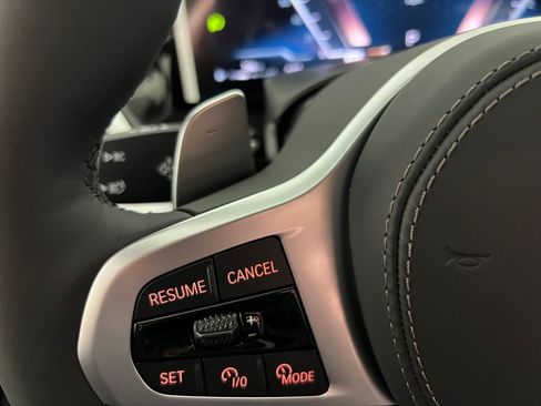 New 2026 BMW X6 xDrive40i w/ Climate Comfort Package image 18