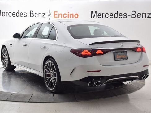 Used 2025 Mercedes-Benz E 53 AMG e 4MATIC Sedan image 4