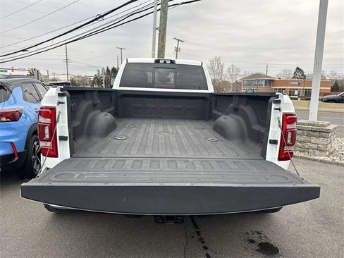 Used 2024 RAM 3500 Limited w/ Safety Group image 27