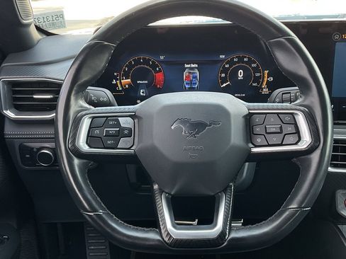Used 2024 Ford Mustang Premium image 17
