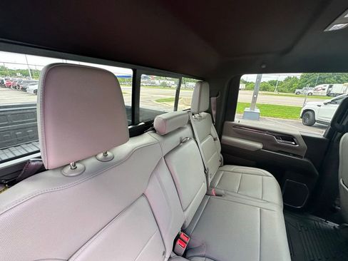 Used 2024 Chevrolet Silverado 2500 LTZ w/ LTZ Convenience Package AWD/4WD image 22