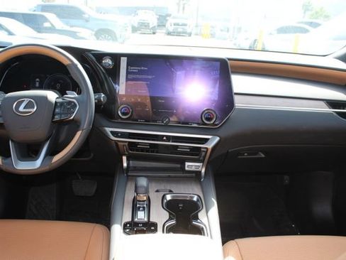 Used 2024 Lexus RX 350h w/ Convenience Package AWD/4WD image 10