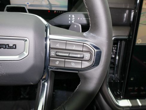 New 2026 GMC Yukon XL Denali w/ Denali Reserve Package AWD/4WD image 28