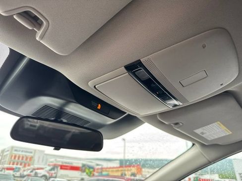 Certified 2025 Nissan Murano SV AWD/4WD image 30