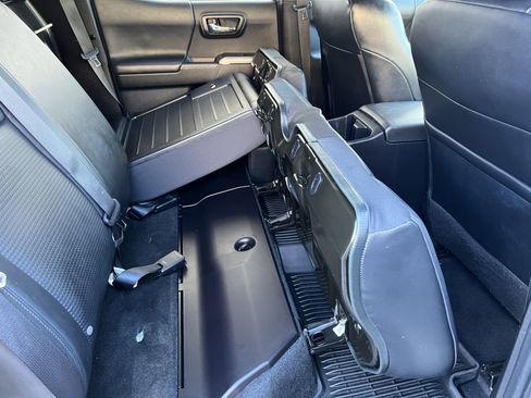 Used 2023 Toyota Tacoma Limited image 23