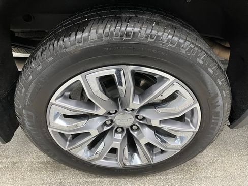 Used 2024 GMC Sierra 1500 Denali w/ Denali Reserve Package AWD/4WD image 17