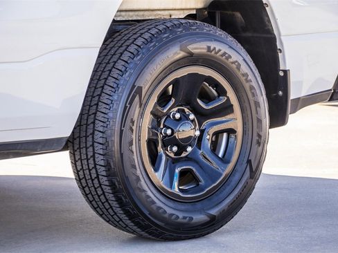 Used 2023 RAM 1500 Tradesman w/ Trailer Tow Group image 3