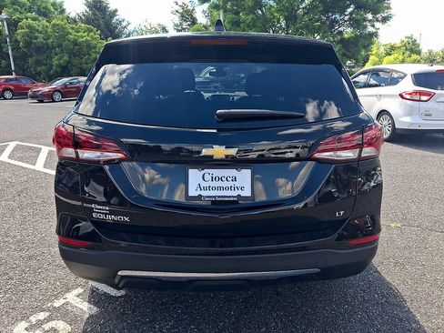 Used 2023 Chevrolet Equinox LT FWD image 3