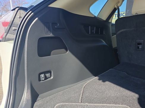 Certified 2024 Ford Edge SEL w/ Convenience Package AWD/4WD image 13