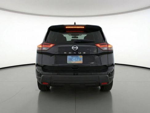 Used 2025 Nissan Rogue SV image 7