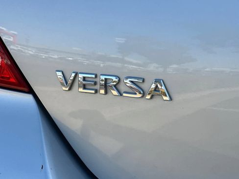 Used 2010 Nissan Versa 1.8 S w/ PWR Plus Pkg FWD image 26