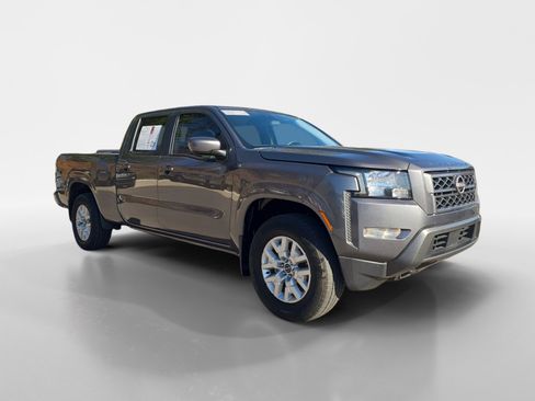 Certified 2022 Nissan Frontier SV w/ Technology Package image 7