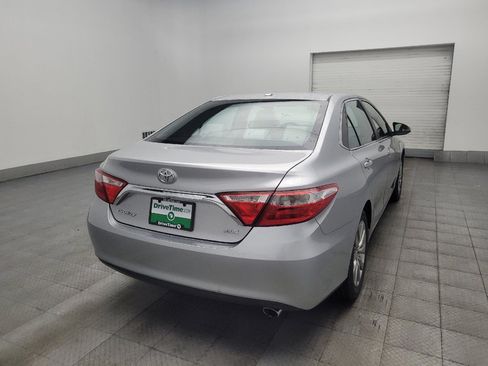 Used 2017 Toyota Camry XLE FWD image 9