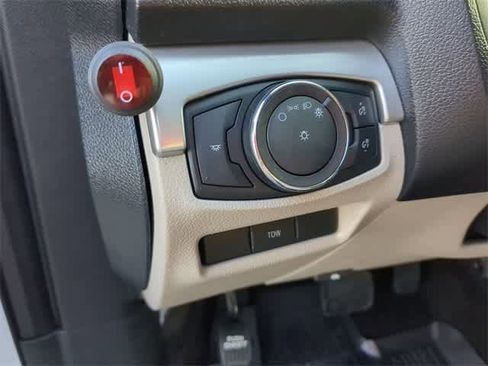 Used 2018 Ford Explorer 4WD image 18