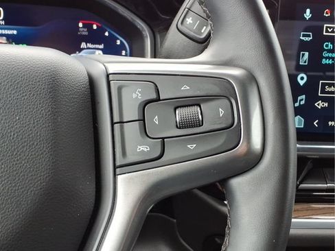 Used 2025 Chevrolet Silverado 2500 LT w/ Convenience Package AWD/4WD image 14