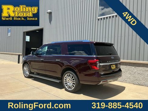 Used 2023 Ford Expedition Max Platinum AWD/4WD image 3