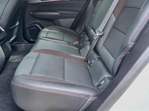 Used 2024 Chevrolet Equinox EV RS FWD image 14
