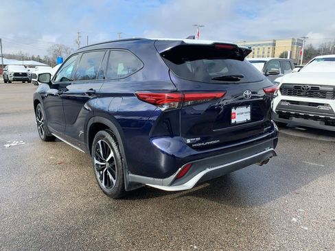 Used 2022 Toyota Highlander XSE image 6