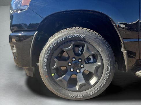 New 2026 RAM 1500 Express image 9