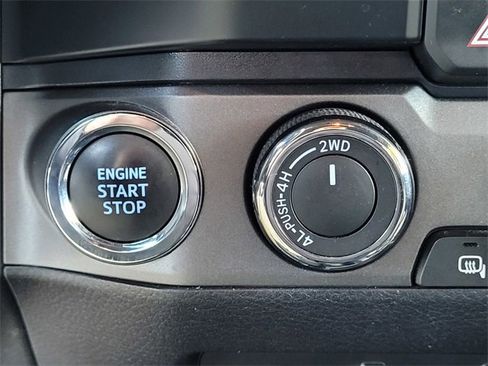 Certified 2022 Toyota Tacoma TRD Off-Road image 14