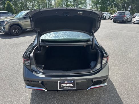 Certified 2025 Hyundai Sonata Limited FWD image 10