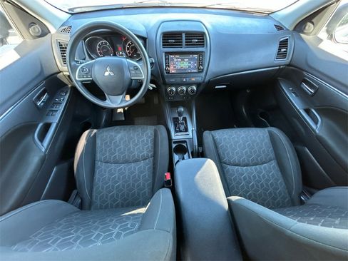 Used 2023 Mitsubishi Outlander Sport ES image 23