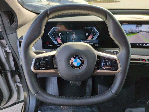 Used 2026 BMW iX xDrive45 image 18