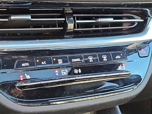 Used 2024 Buick Envista Avenir image 16