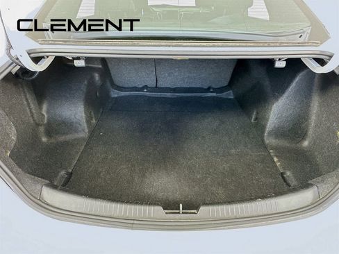 Used 2023 Chevrolet Malibu LT image 10