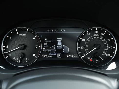 Used 2025 INFINITI QX50 Luxe image 8