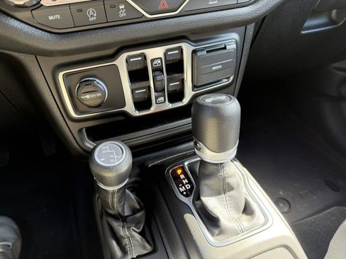 New 2026 Jeep Wrangler Unlimited Sport image 24