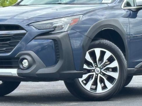 Used 2023 Subaru Outback Touring XT AWD/4WD image 2