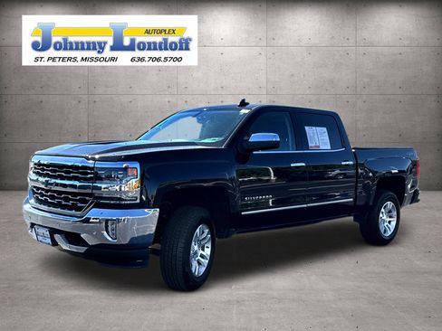 Used 2018 Chevrolet Silverado 1500 LTZ w/ LTZ Plus Package AWD/4WD image 4