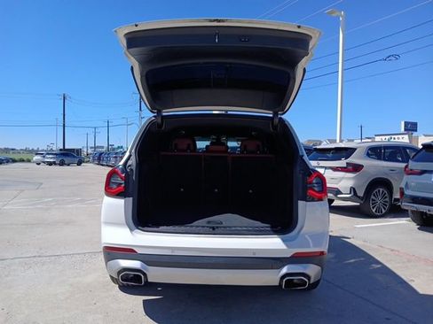 Used 2023 BMW X3 sDrive30i w/ Premium Package image 9