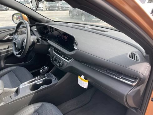 Certified 2026 Buick Envista Sport Touring w/ Convenience I Package FWD image 15
